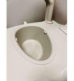 CADEIRA DE BANHO COM BRAÇOS - RS841 ONDA