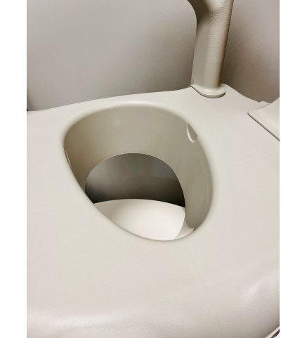 CADEIRA DE BANHO COM BRAÇOS - RS841 ONDA